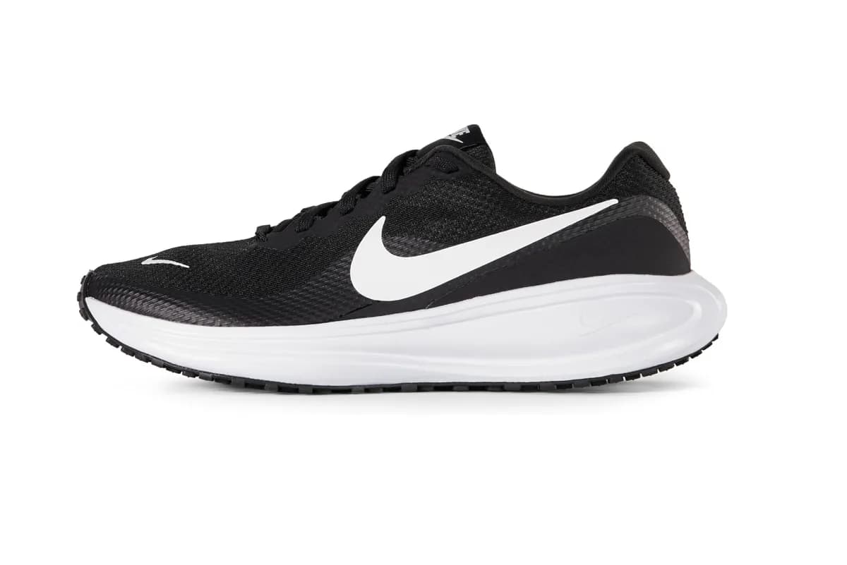Tenis NIKE Revolution 8 — produto em destaque